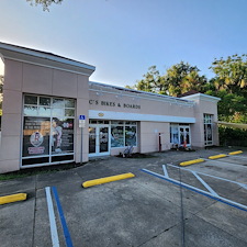 Commercial-Building-Cleaning-in-Deland-Florida 1
