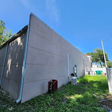 Commercial-Building-Cleaning-in-Deland-Florida 2